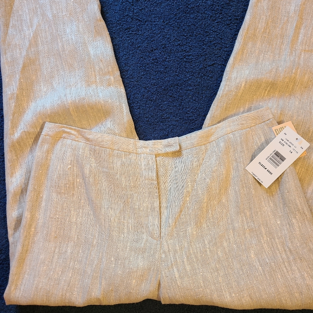 Harvé Bernard linen suit by Bernard Holtzman - Picture 9 of 9